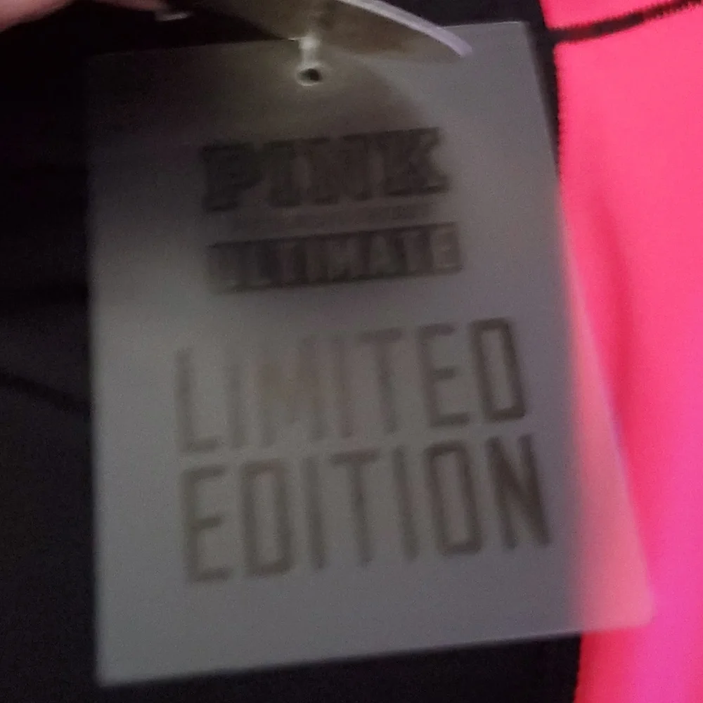 Victoria Secret Pink *LIMITED EDITION * Leggings - Picture 3 of 6